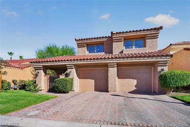 Highly updated home on the golf course with pool/spa overlooking - photo 2