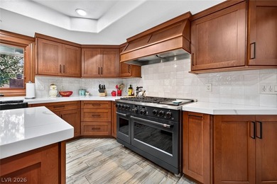Highly updated home on the golf course with pool/spa overlooking - photo 10