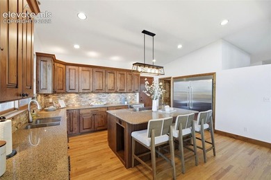 Architecturally striking and beautifully reimagined, this Frank - photo 16