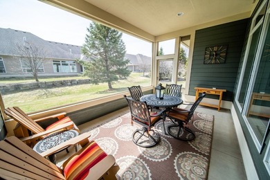Welcome to this stunning 3-bedroom, 3-bathroom slab-on-grade - photo 19