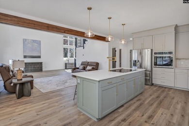 Priced $250,000 below appraised value!!!!! Fully Renovated - photo 26