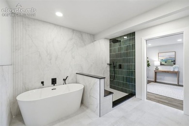 Architecturally striking and beautifully reimagined, this Frank - photo 27
