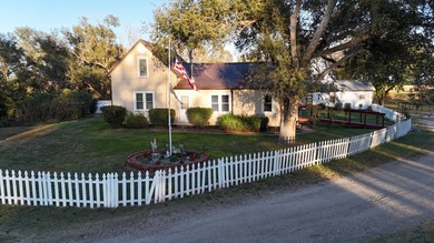 Lake Home For Sale in Cedar, Kansas
