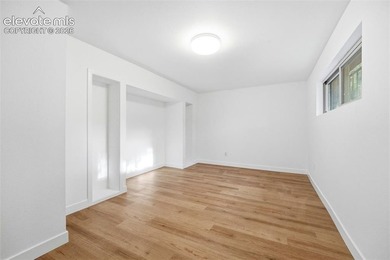 Architecturally striking and beautifully reimagined, this Frank - photo 36
