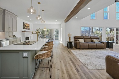 Priced $250,000 below appraised value!!!!! Fully Renovated - photo 41