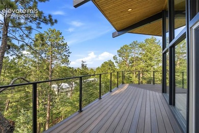 Architecturally striking and beautifully reimagined, this Frank - photo 43