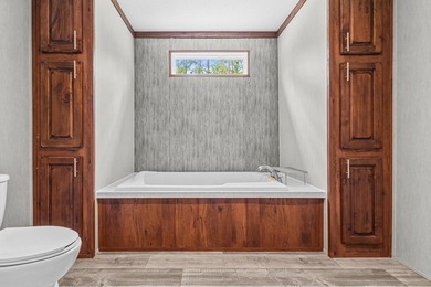 Looking for privacy, acreage, and room to roam? This like-new - photo 11