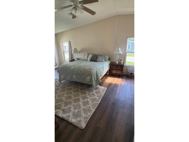 Move right into this beautifully updated 2-bedroom, 2-bath - photo 17
