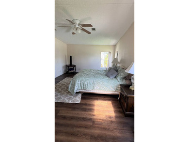 Move right into this beautifully updated 2-bedroom, 2-bath - photo 18