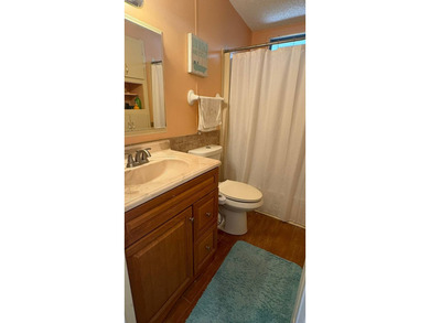 Move right into this beautifully updated 2-bedroom, 2-bath - photo 23