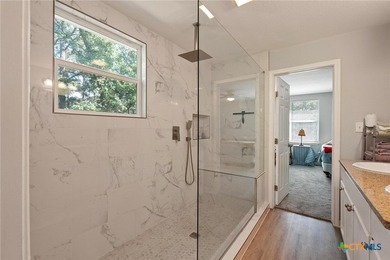 This is a rare opportunity to own an income-producing duplex in - photo 33