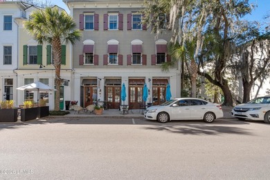 Unique opportunity to own a mixed-use residential and commercial - photo 2