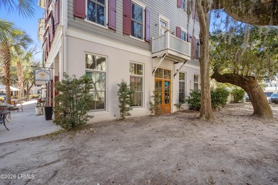 Unique opportunity to own a mixed-use residential and commercial - photo 3