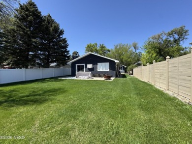 Stunning home with 50' of frontage on Lake Kampeska! - photo 27