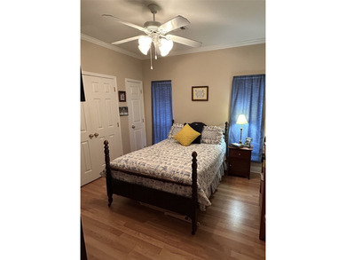 Lovely patio home in Melrose Estate. There are two bedrooms and - photo 6