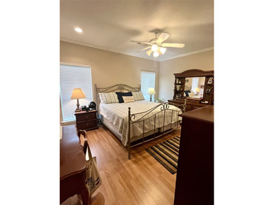Lovely patio home in Melrose Estate. There are two bedrooms and - photo 8