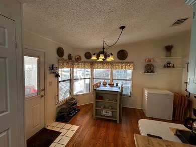 Motivated sellers, open to offers! Mortgage available! This - photo 4
