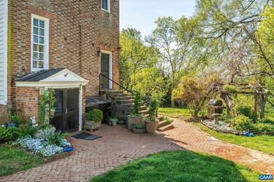 Few US properties possess the historical gravity and - photo 13