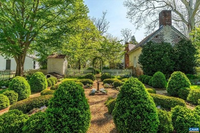 Few US properties possess the historical gravity and - photo 17