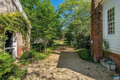 Few US properties possess the historical gravity and - photo 18