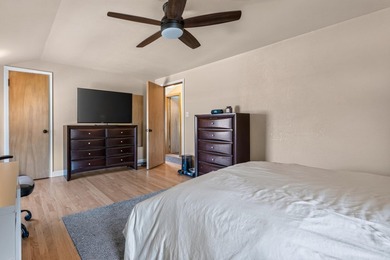 Meticulously maintained and move-in ready, this charming - photo 19