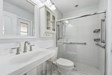 Beautifully updated 3 bedroom, 2 bath pool home in a desirable - photo 19