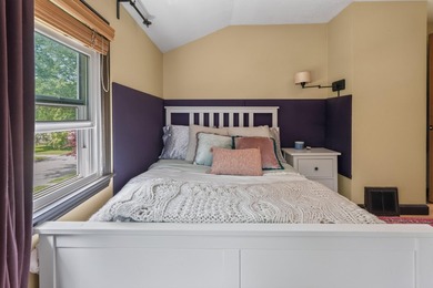 Meticulously maintained and move-in ready, this charming - photo 21