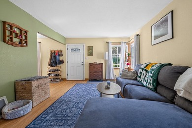 Meticulously maintained and move-in ready, this charming - photo 24
