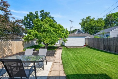Meticulously maintained and move-in ready, this charming - photo 25