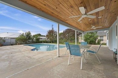 Beautifully updated 3 bedroom, 2 bath pool home in a desirable - photo 28