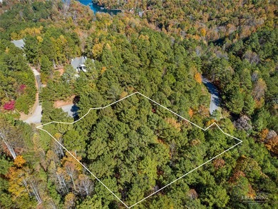 The Cliffs at Keowee Springs is the areas most sought after - photo 5
