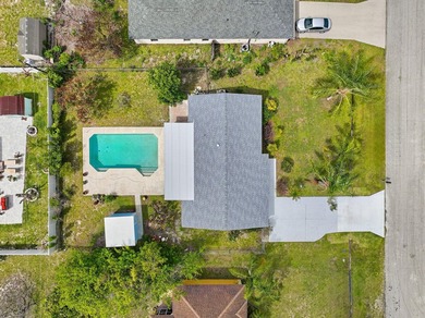 Beautifully updated 3 bedroom, 2 bath pool home in a desirable - photo 46
