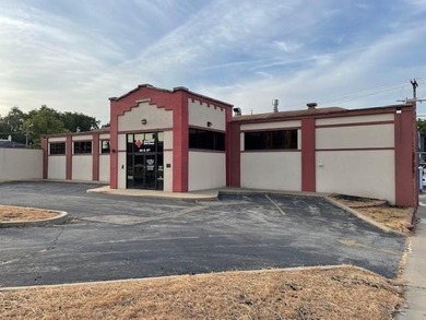 American Red Cross office building for sale. Upper floor - photo 1