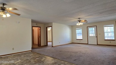324 Circle R delivers easy living, smart storage, and a - photo 12