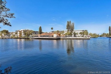 Beautiful waterfront condo located on the 1st floor with water - photo 16