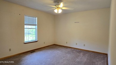 324 Circle R delivers easy living, smart storage, and a - photo 18