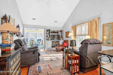 WELCOME TO THIS BEAUTIFUL 3 BEDROOM, 3 FULL BATH, 2-CAR GARAGE - photo 19