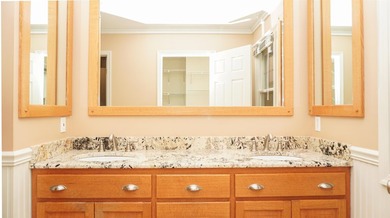 Welcome to this excellently maintained Cape Cod in the heart of - photo 26