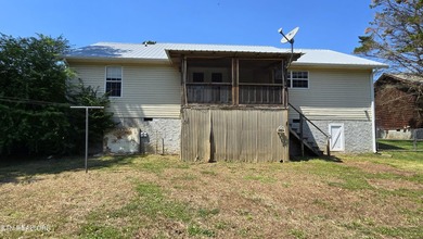 324 Circle R delivers easy living, smart storage, and a - photo 26