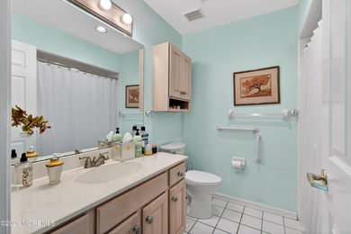 WELCOME TO THIS BEAUTIFUL 3 BEDROOM, 3 FULL BATH, 2-CAR GARAGE - photo 28