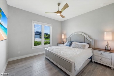 Welcome to luxury living at its finest! This exceptional 5 - photo 31