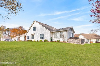 WELCOME TO THIS BEAUTIFUL 3 BEDROOM, 3 FULL BATH, 2-CAR GARAGE - photo 37