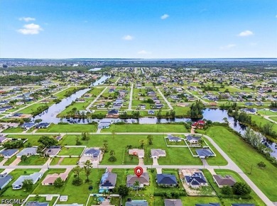 Welcome to 2541 NW 21st Ave, Cape Coral, FL 33993. No flood - photo 13