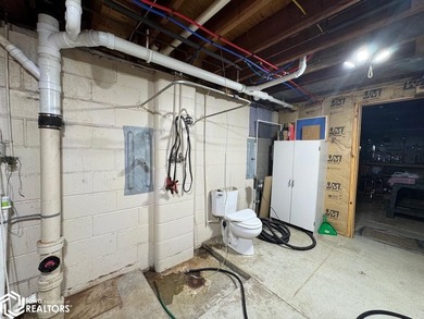 Great two bedroom house near Clear Creek Elementary School - photo 15