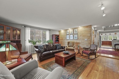 Lovingly maintained contemporary Cape set on just over an acre - photo 23