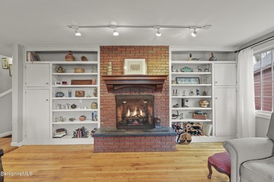 Lovingly maintained contemporary Cape set on just over an acre - photo 24