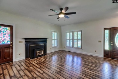 Welcome to this charming and beautifully updated 3-bedroom - photo 6