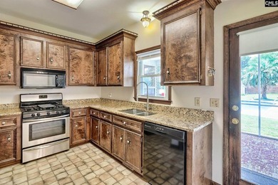 Welcome to this charming and beautifully updated 3-bedroom - photo 8