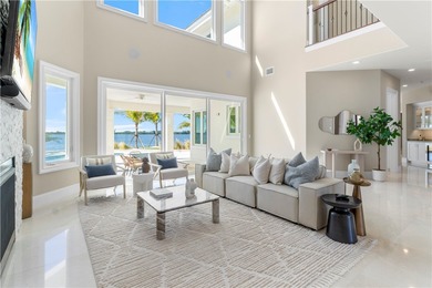 Welcome to 526 Point Lane in beautiful Vero Beach! This - photo 9