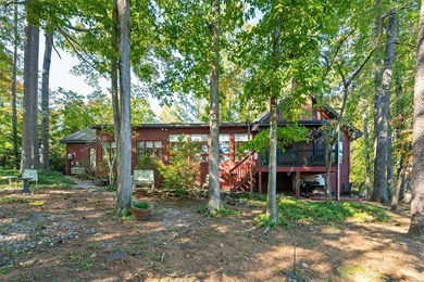 Lake Keowee Home For Sale in Salem South Carolina